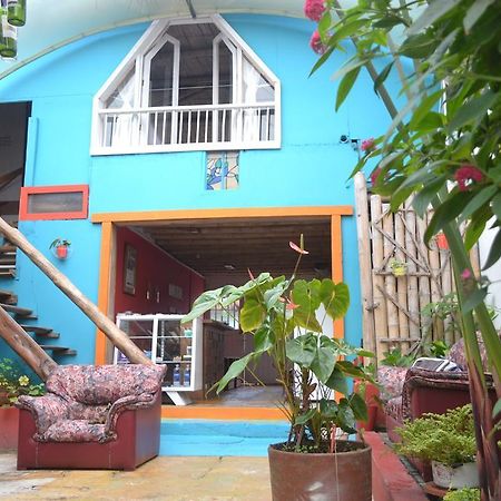 Hostal Colina De Lluvia Filandia Exteriör bild