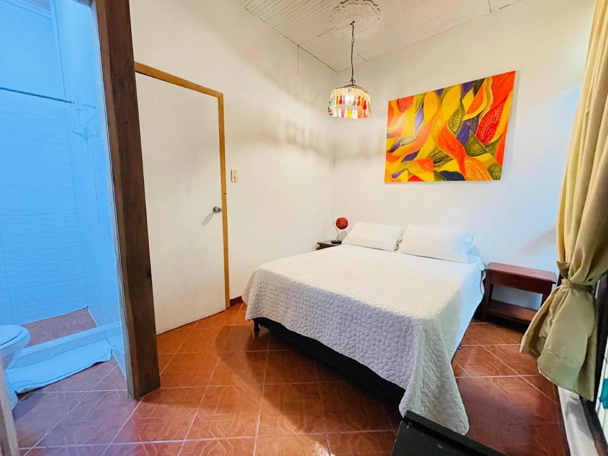 Hostal Colina De Lluvia Filandia Exteriör bild
